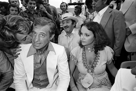 Galéira: Belmondo Galéira: Belmondo