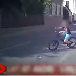 Nagyon közel volt, hogy elüssenek egy figyelmetlen gyereket Pestszentlőrincen - videó