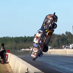 Úgy elszállt ez a dragster, hogy mindenki csak pislogott – videó