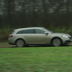 Az Opel sem hagyta ki a bakancskombit – Insignia Country Tourer menetpróba