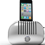 A nap kütyüje – iPhone a kenyérpirítóban
