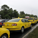 Új kézbe került a Budapest Taxi