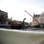 A parlament elé tervezett hajó a Horthy-rendszer jelképe?