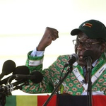 Esze ágában sincs lemondania Zimbabwe durván túlkoros diktátorának