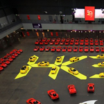 600 Ferrari állt össze egy képpé