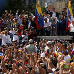 Összeesküvéssel vádolnak és kiutasítottak öt EP-képviselőt Venezuelából