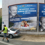 Nyílt levélben kéri Orbánt a Mazsihisz elnöke: szedjék le a Soros-plakátokat