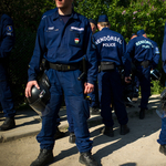 Pintér Belügye megbünteti a szakszervezeteket
