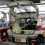 Megnéztük Michelisz Norbi garázsát a Hungaroringen - fotógaléria