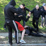 Összecsaptak a győzelem napját ünneplők és a nacionalisták Lembergben - fotó