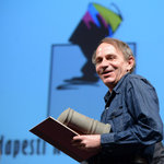 Kiosztotta a környezetvédőket Houellebecq, a könyfesztivál díszvendége