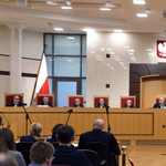 Az Európai Parlament szerint a lengyel alkotmánybíróságnak nincs jogi legitimitása