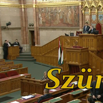 Videón, ahogy Lezsák kitalálja, hogy hallgattathatná el az ellenzéket