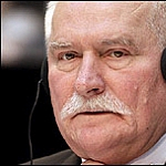 Walesa meglátogatta Jaruzelskit a kórházban