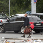 Még több fotó Bruce Willisről a Hősök terén
