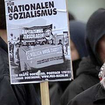 Magyarokat terrorizálnak a brit szélsőjobbosok – fotó