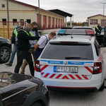 Zsebre dolgozhatott két rendőr az M1-esen