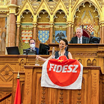 Kövér László nem engedi el Szabó Tímea 9,7 millió forintos büntetését
