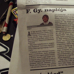 A kölyökképű megmondóemberről