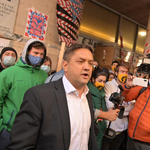 Visszavonhatja Szarka Gábor kitüntetését a józsefvárosi önkormányzat