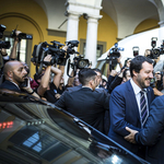 Orbán meghajolt Salvini előtt, mert tudja, ebben a meccsben nem ő a sztár