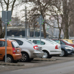 Elege lett Óbudának a sok Waze-s autósból, akik minden utcát elleptek