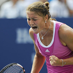 Roland Garros: meglepetésre Szafina kiesett, Henin továbbjutott