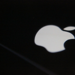 Úgy raboltak ki egy Apple-boltot Kaliforniában, hogy bent voltak a vevők