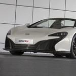 3 perc alatt rommá törte az új McLarenjét