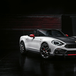 Hihetetlen(ül jó) hangja van a Fiat sportkocsijának