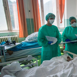 Az orvoskamara szerint le kellene állítani a halasztható műtéteket a járványkórházakban, mielőtt még nagyobb baj lesz