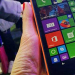 Februárban jöhet az új windowsos szupertelefon