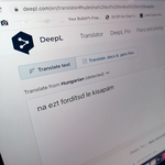 Sokkal jobb, mint a Google Fordító, és most már magyarul is tud