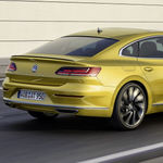 A hátulról becsapódó autók ellen is aktívan véd az új nagy Volkswagen
