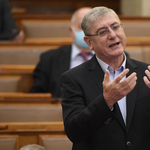 7 milliót adott Gyurcsány a DK-nak