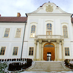 Mire kapott három milliárd forintot a hatvani önkormányzat?