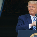 Trump szerint immunissá vált a koronavírusra, a Twitter rögtön bevetette új fegyverét