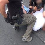 Így rángatták ki a kocsijából a rendőrök az egyik berlini magyar futtatót – videó