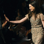 Anne Hathaway-t a hajvágás jobban megviselte, mint a koplalás