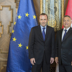 Manfred Weber mondataiból talán az Orbán-kormány is érteni fog