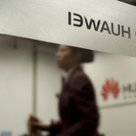 Öngólt rúghat az USA a Huawei gyanúsítgatásával