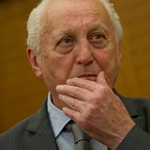 Holnap műtik Albert Flóriánt