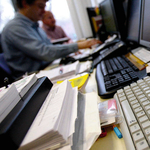 Tanácstalanok az önkormányzatok: miből működjenek a DRB-csőd után?
