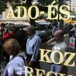 Volt APEH-osokat vádolnak hivatali befolyással való üzérkedéssel