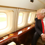 Ez kerül 1 100 000 000 000 forintba a Trumpnak szánt új repülőgépen