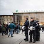 Bombát robbantott, de most visszakozik a német újságírónő