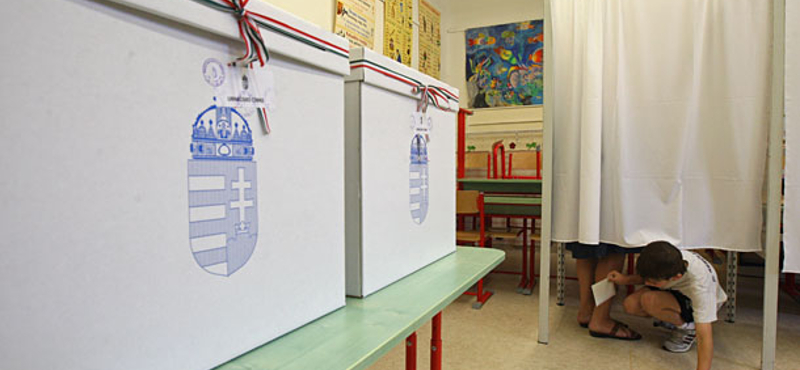 EP-választás: nagyon kevés megfigyelőt vettek eddig nyilvántartásba, az EBESZ sem jön