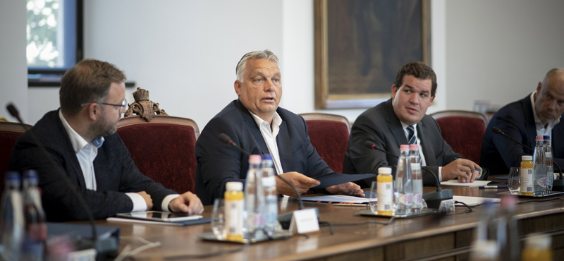 Orbán Viktor visszatért a szabadságról, és meg is tartotta az első őszi kormányülést