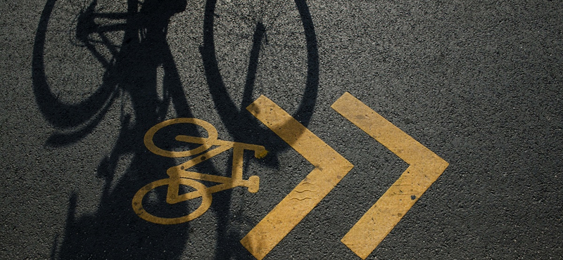 Vádat emeltek a Thökölyn biciklist gázoló buszsofőr ellen