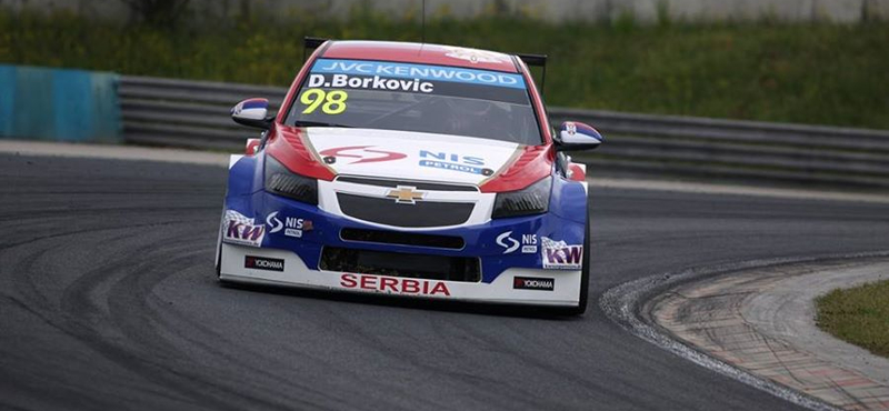 WTCC: Borkovicsot visszasorolják, Michelisz előrelép a 11. rajtkockába